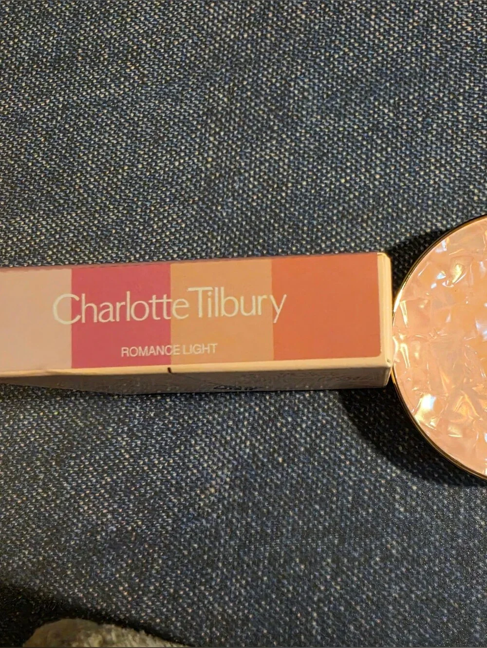 DISCONTINUED Charlotte Tilbury Pillow Talk Highlighter In Dream Light
